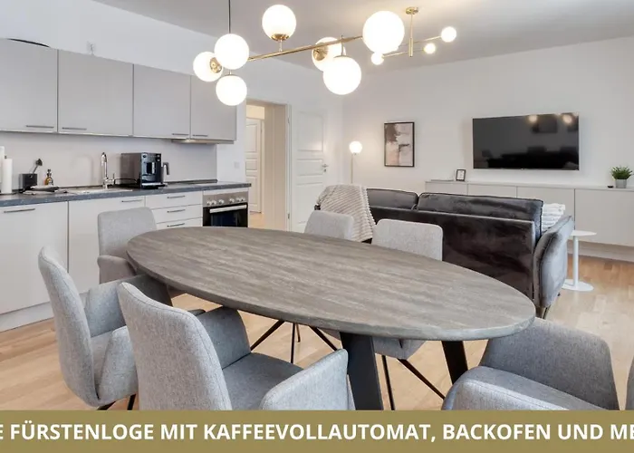 Neu Fewo Fuerstenloge 1-6 Pers Hinter Dem Markgraeflichen Opernhaus - 2 Schlafzimmer Mit Boxspringbetten 4 Einzel Oder 2 Doppelbetten, Balkon Und Einbaukueche, Barrierearm